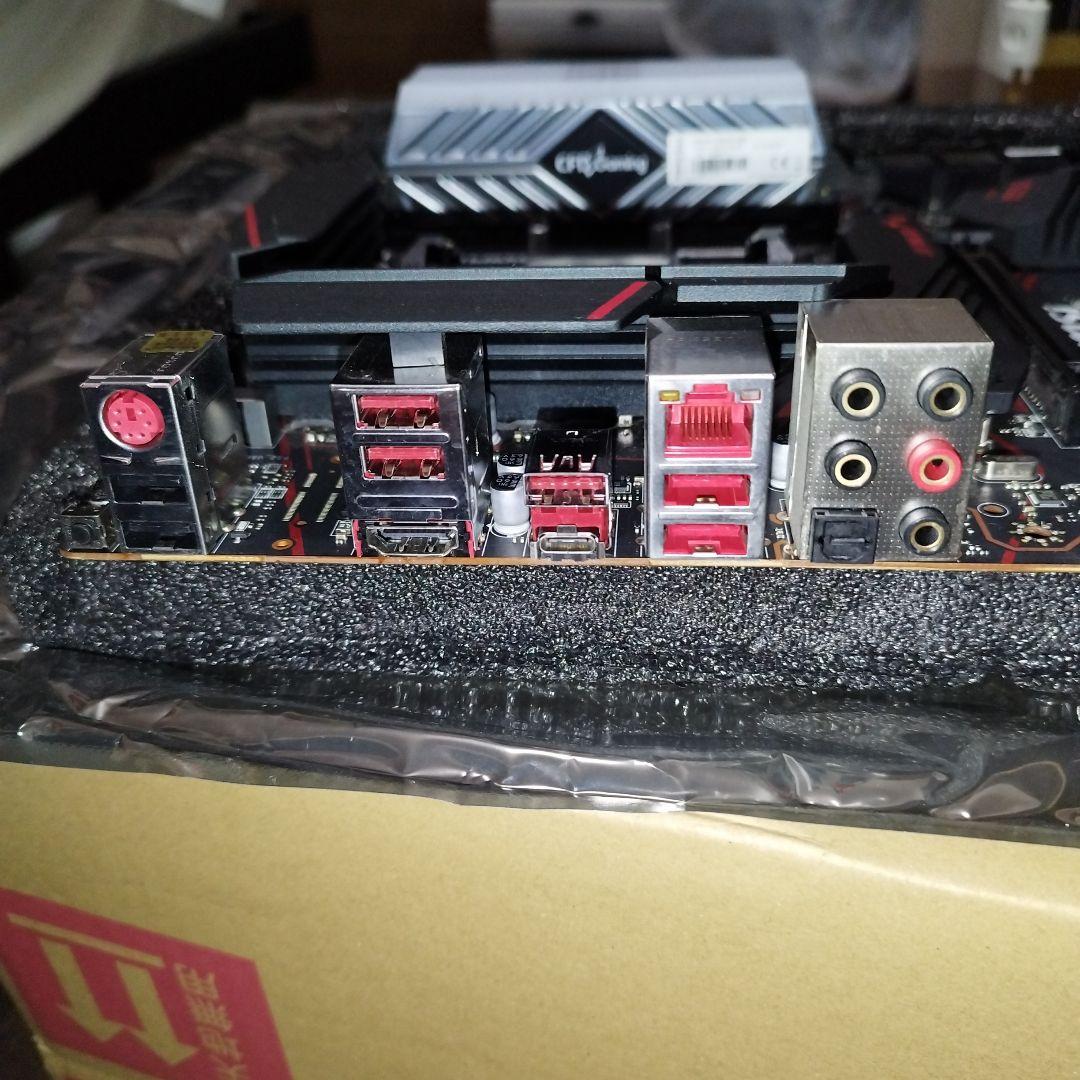 【MGA AKA】AMD Ryzen7 5800X+X570+RGBメモリ