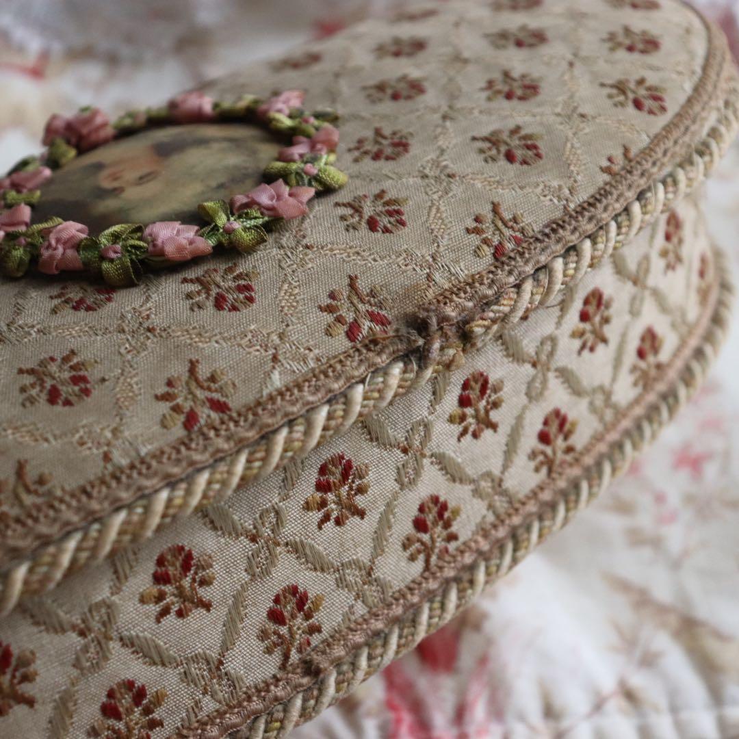 フランスアンティーク　カルトナージュ　小物入れ　ファブリック　ソーイングボックス