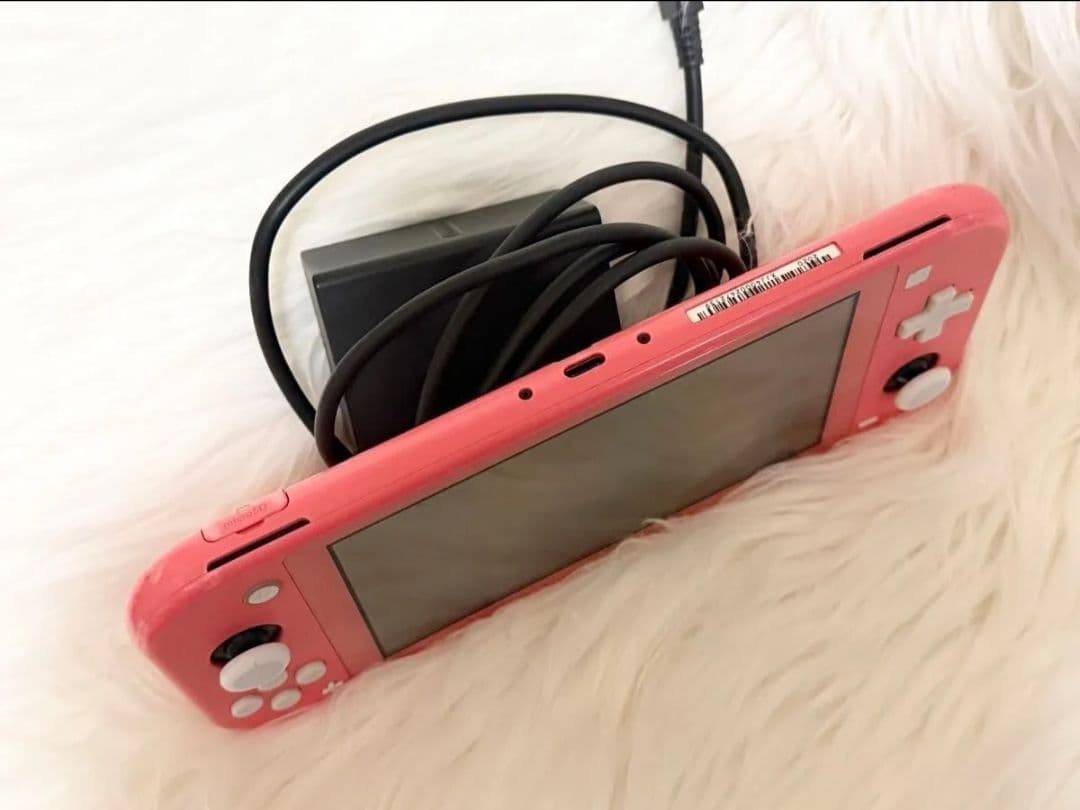Nintendo Switch Lite コーラル ピンク 充電器付き