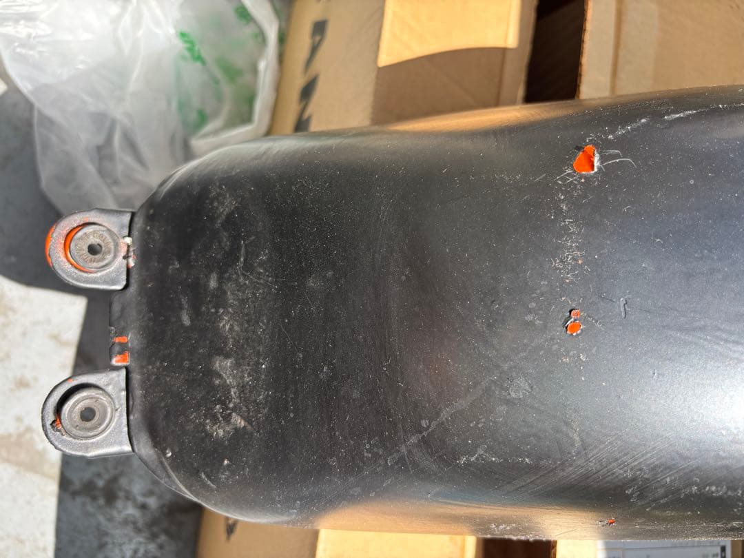 スズキグラストラッカービックボーイ純正タンクNJ47Aオレンジ色ブラック色ラバー