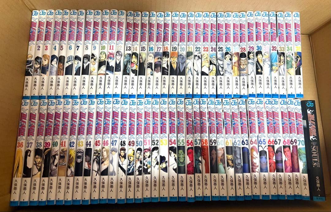 BLEACH ブリーチ　漫画　1-74巻　全巻　オフィシャルキャラクターブック