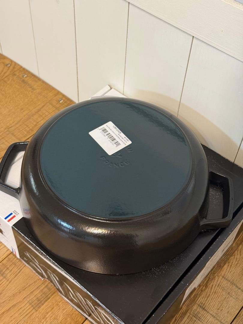 新品 ストウブ ブレイザー・ソテーパン ブラック 24cm 40511-473