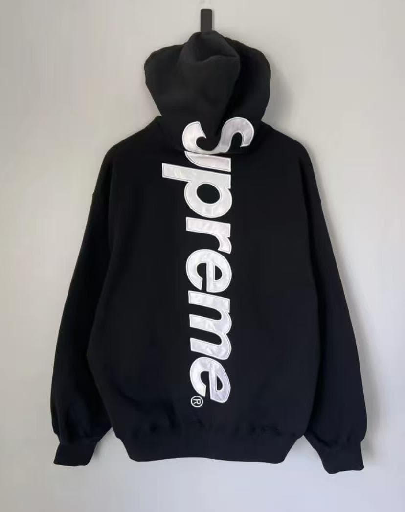 Supreme スウェットパーカー ブラック バックロゴ サテンアップリケ