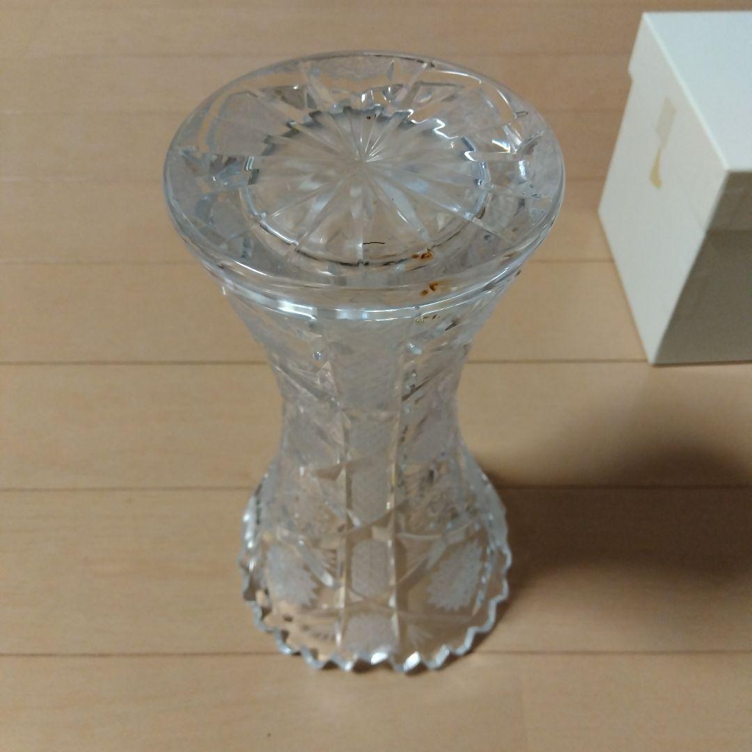 クリスタルガラス花瓶　花器　フラワーベース　インテリア　置物