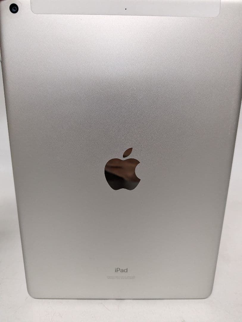 まりーApple iPad (第8世代) WiFi+Cellular　②