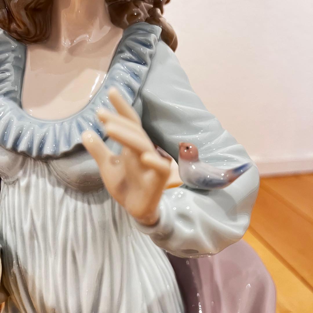 リヤドロ　花と少女　6252【未使用品】