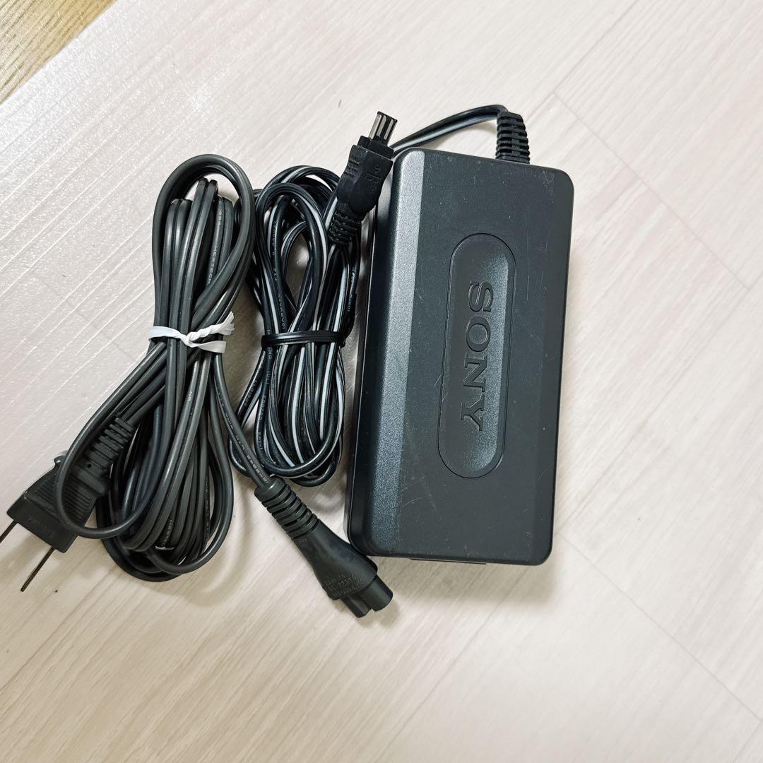 【ジャンク】SONY video8XR Handycam CCD-TR280