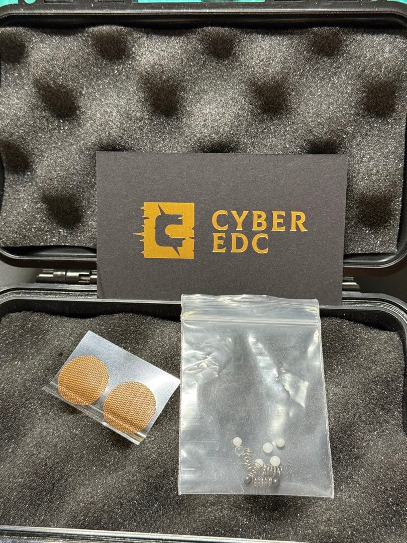 「正規品」Cyber EDC 2in1 フィジェットトイ　 ジルコニウム製　夜光