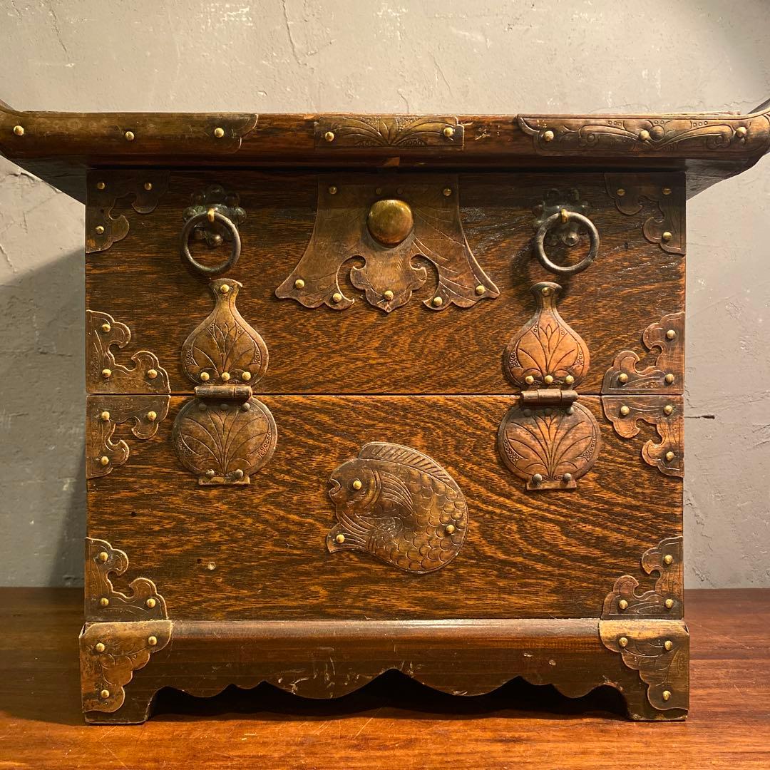 時代物 李朝箪笥 バンダジ 骨董品 飾り台 時代金具 木製チェスト 金庫